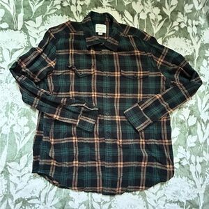 American Eagle Classic Fit Plaid Shirt in Green and Brown